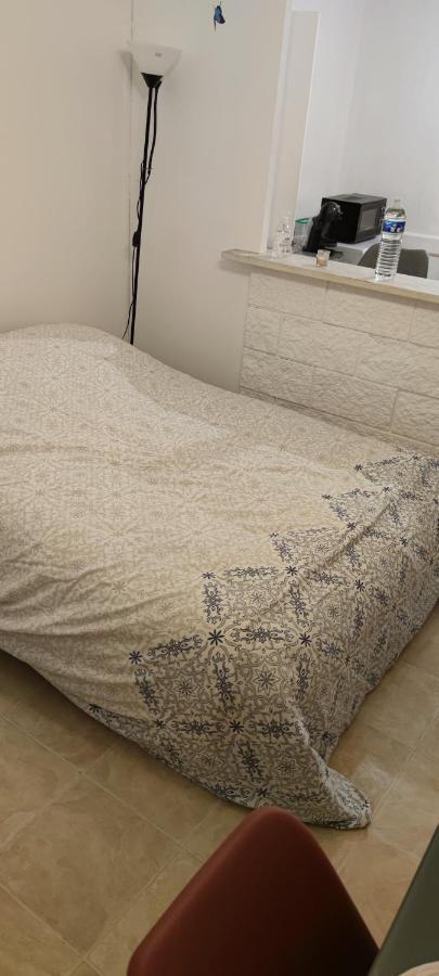 Appartement Duplex F2 Tout Confort Proche Centre Ville Avec Parking Gratuit Montluçon Eksteriør bilde