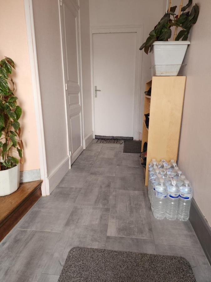 Appartement Duplex F2 Tout Confort Proche Centre Ville Avec Parking Gratuit Montluçon Eksteriør bilde