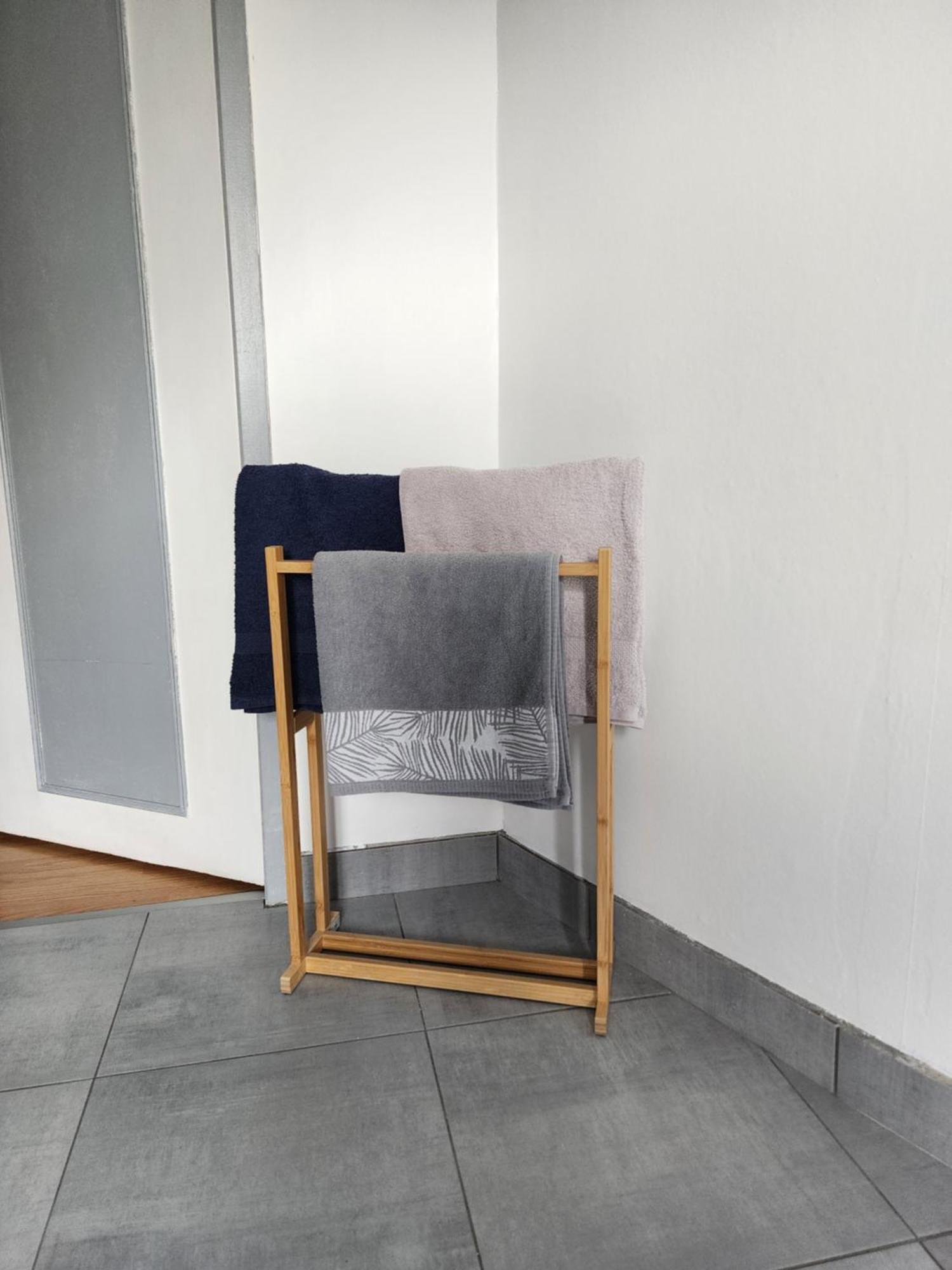 Appartement Duplex F2 Tout Confort Proche Centre Ville Avec Parking Gratuit Montluçon Eksteriør bilde